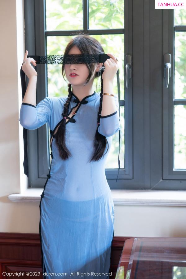 [XiuRen]高清写真图 2023.09.08 No.7357 诗诗kiki 旗袍美腿